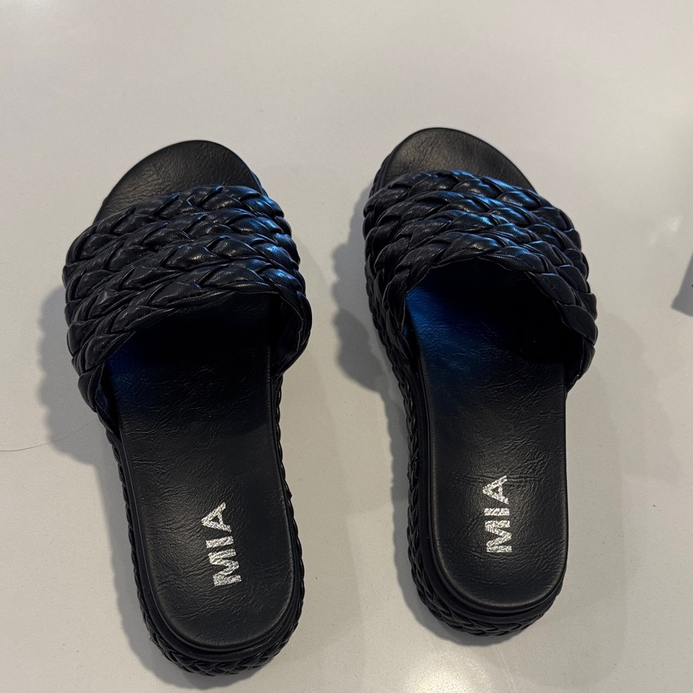 MIA Women's Black Braided Slide Sandals